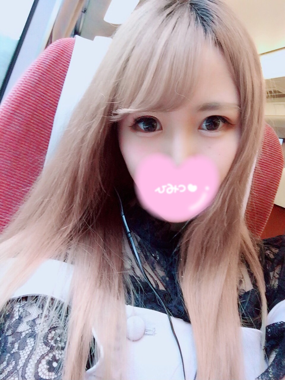あのん  (Fカップ敏感乳首)