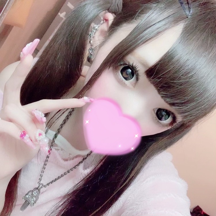 あすな  (萌えカワ美少女)