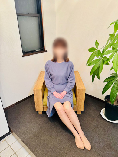 久子  (長身清楚系ｽﾚﾝﾀﾞｰ！)