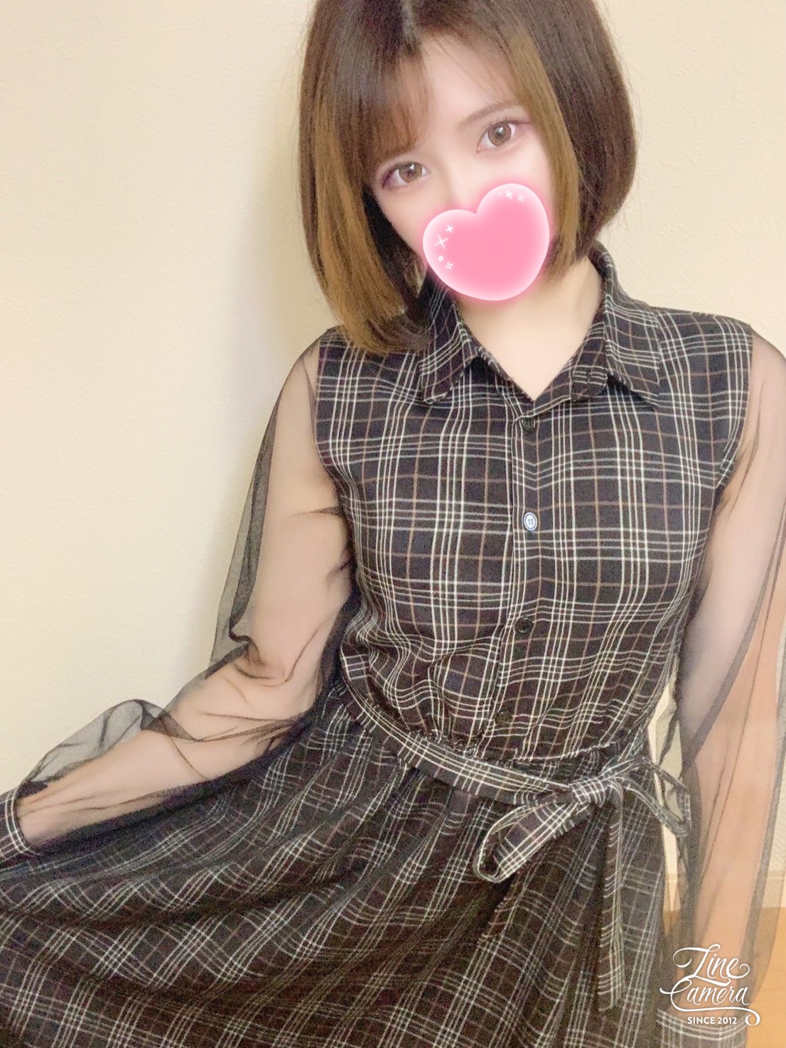 ねおん  (ぱいぱん１９さい)