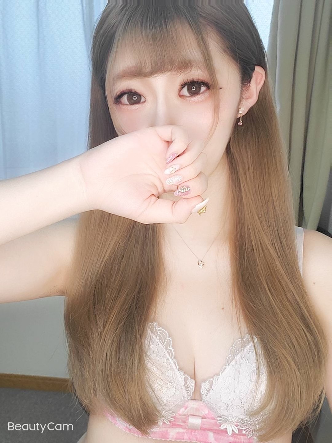 ゆずは  (ドM潮吹きギャル)