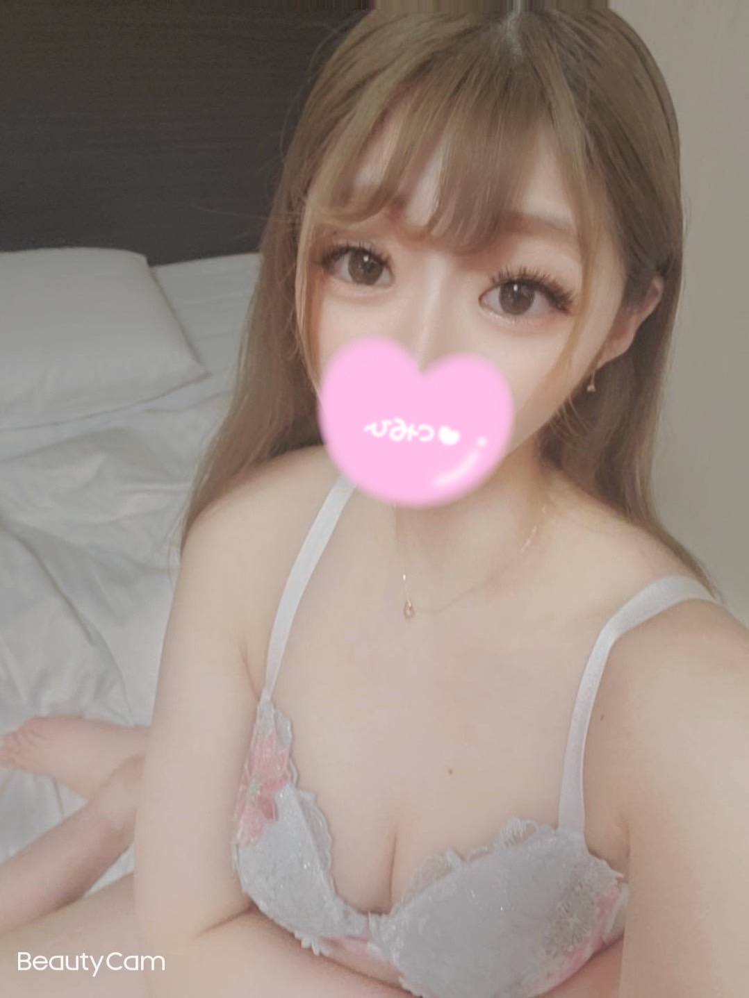 ゆずは  (ドM潮吹きギャル)