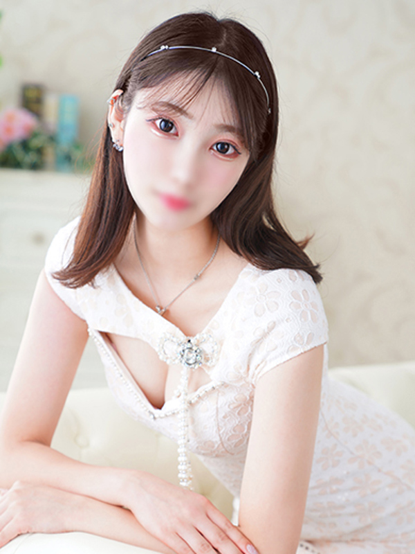 秋元　真夏  (完全素人19才)
