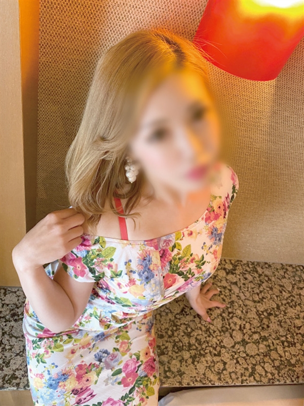 泉　里香  (電撃♡復活です！)