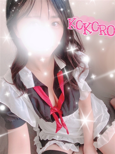 こころ  (綺麗系現役OL美女)