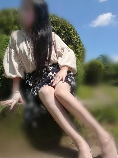 みわ  (気遣い満点の美人妻)