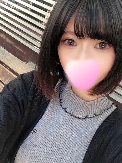 ゆな  (清純派ドM美少女)