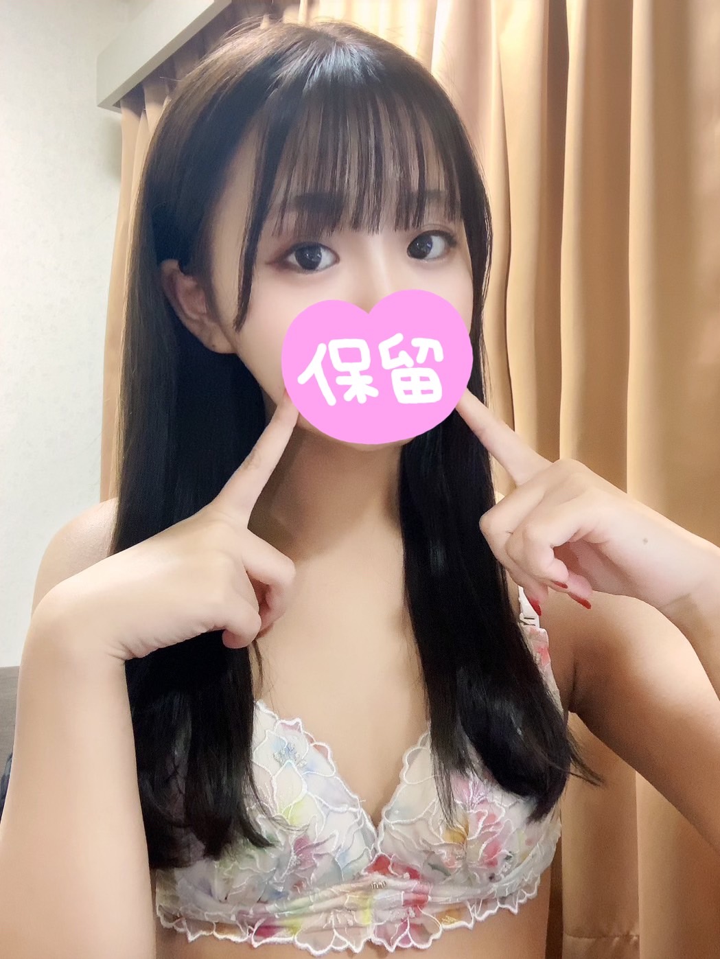 ゆらり  (清純派ロリ美少女)