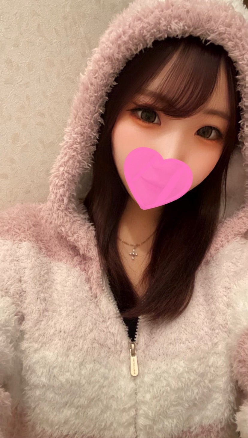うの  (E乳ぴちぴち１８才)