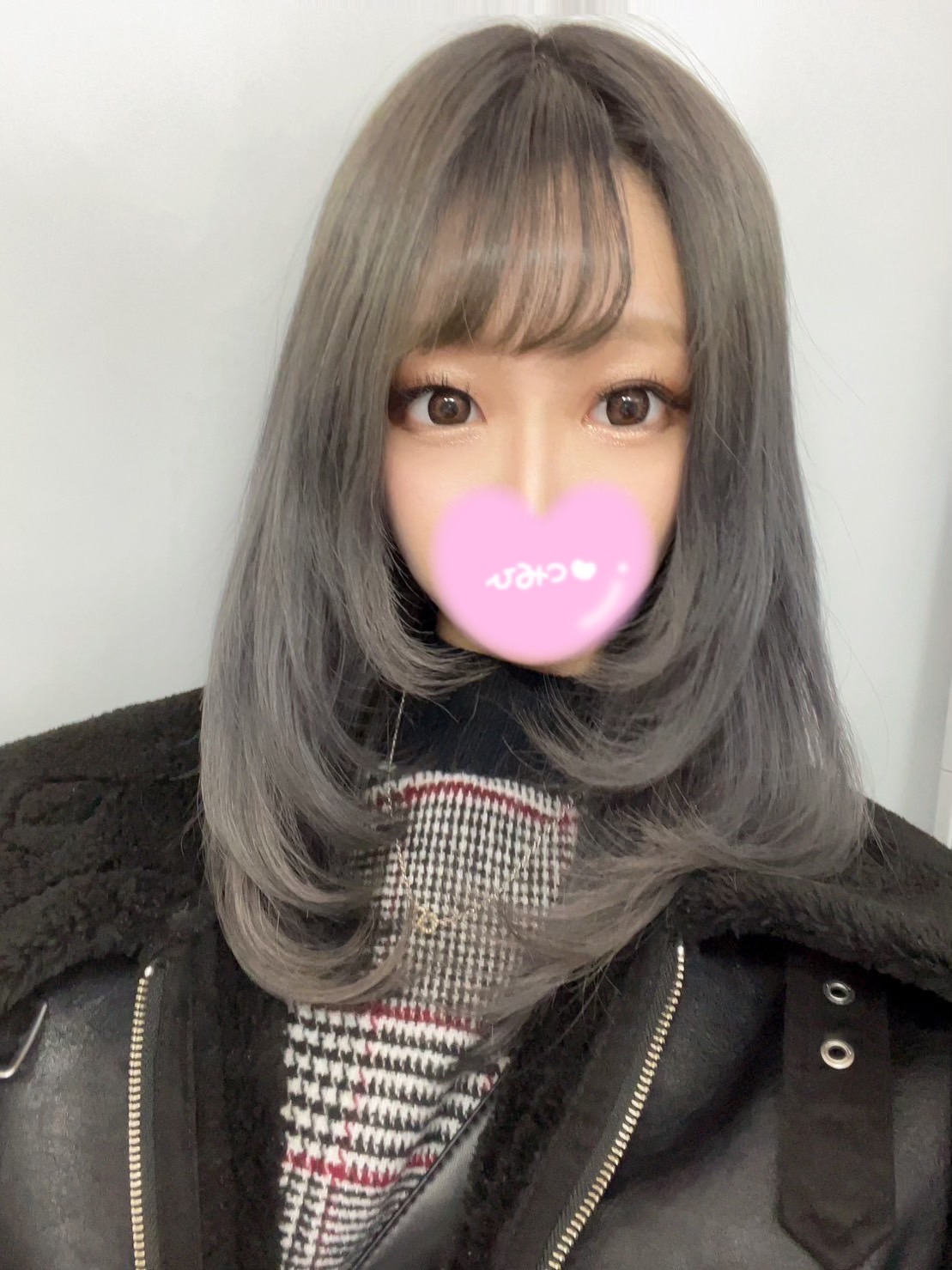 ねね  (スタイル抜群ギャル)