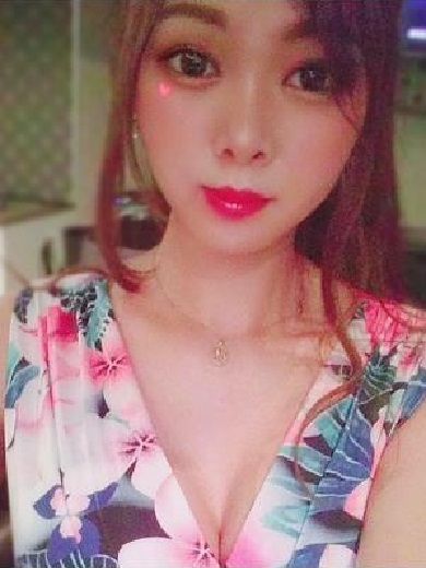 結城みゆな  (魅惑の美巨乳NH)