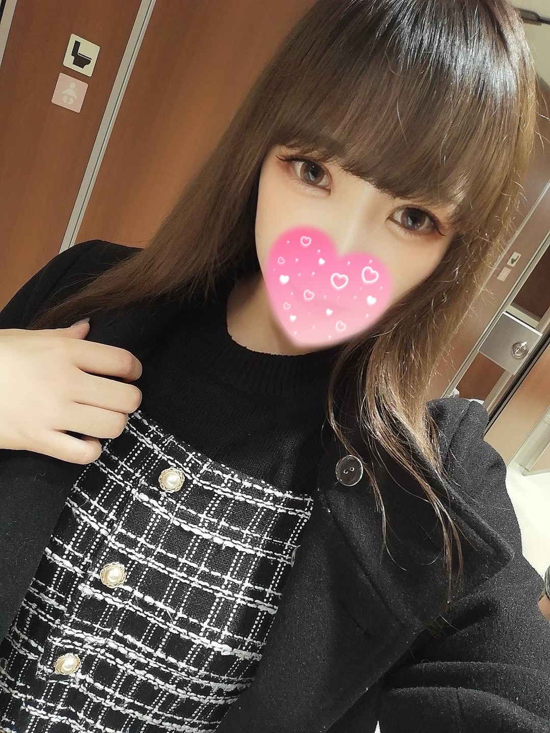 なつな  (Eカップ美乳美女★)