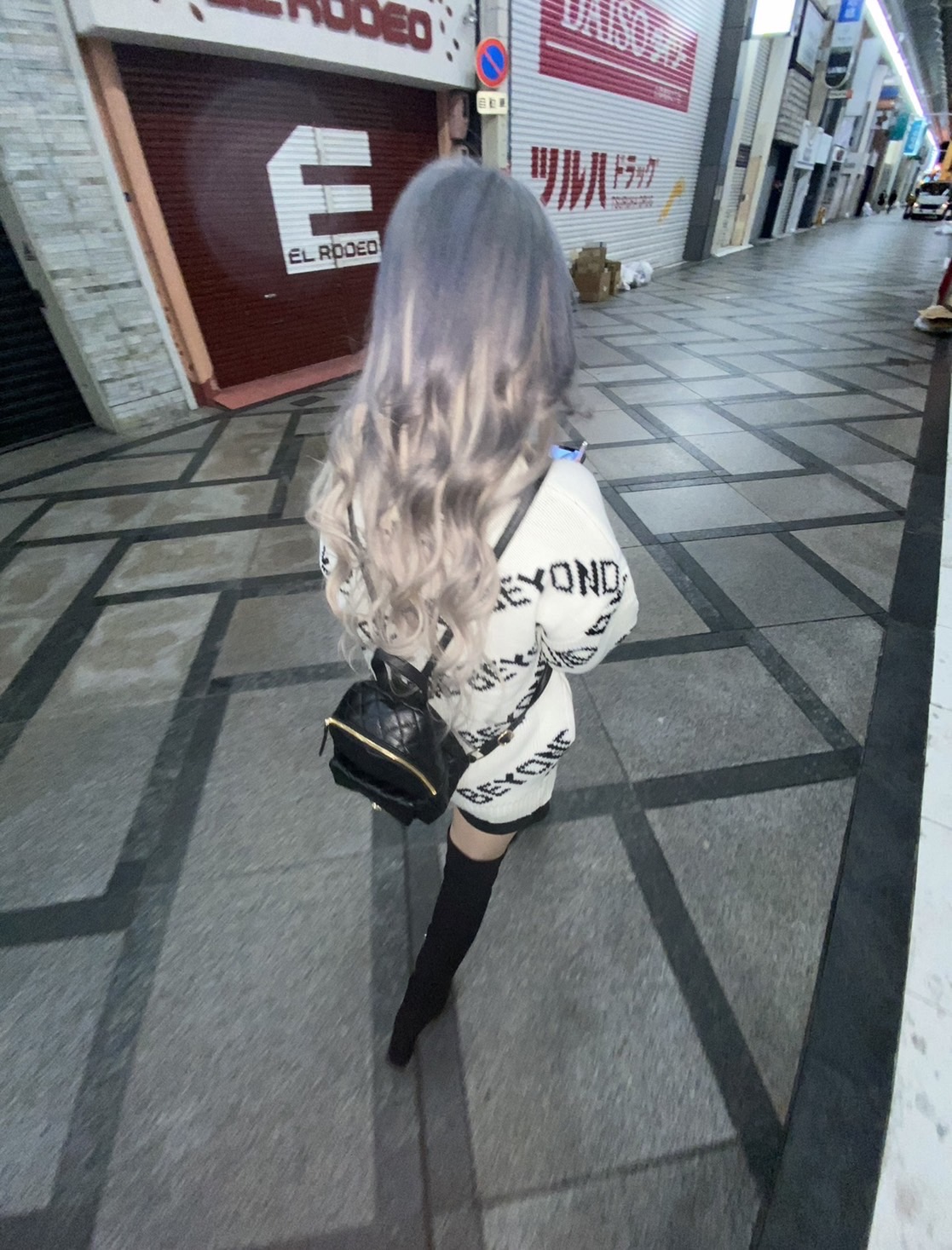 みやび  (最強可愛い19才)