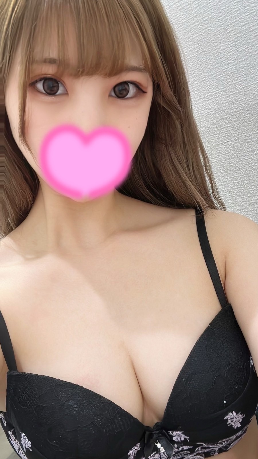 まりん  (圧倒的可愛さ19才)