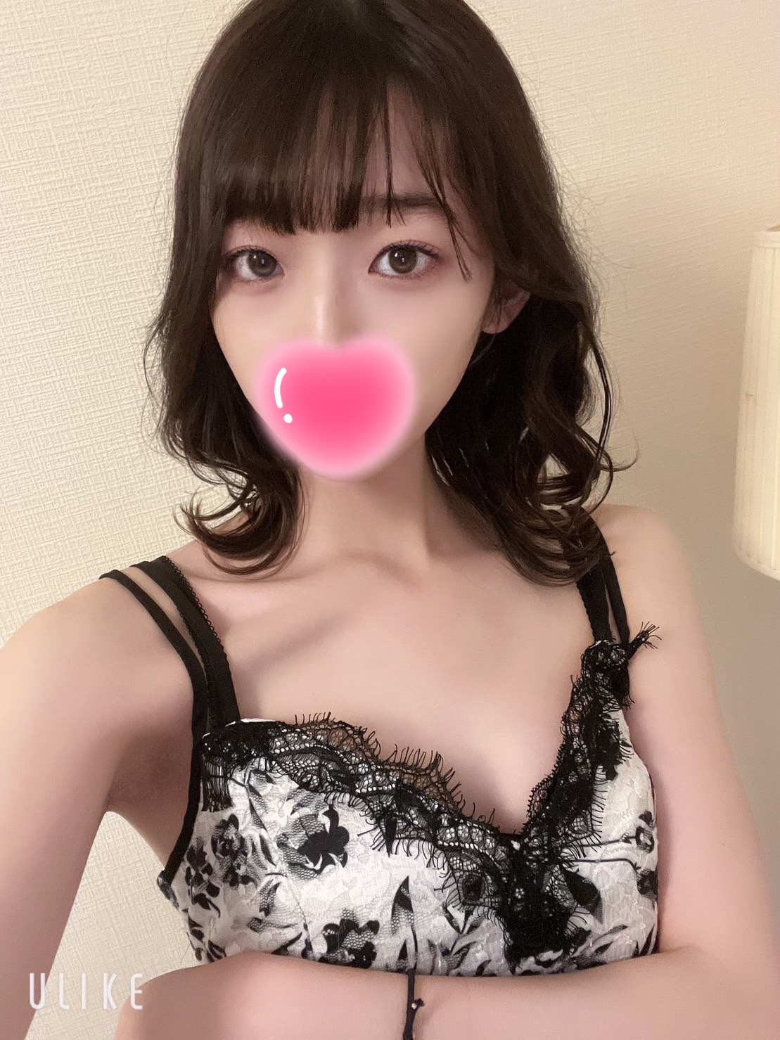 れな  (清楚スレンダー美少女)