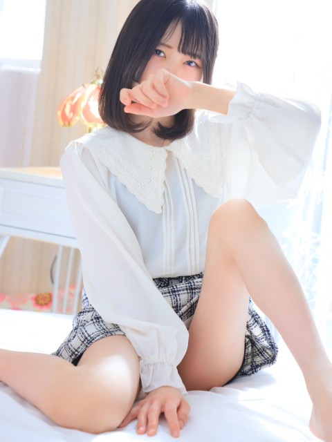 なぎ  (可愛いﾓﾃﾞﾙ級ﾊﾟｲﾊﾟﾝ)