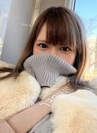 かな  (ロリ顔×悩殺美ボディ)