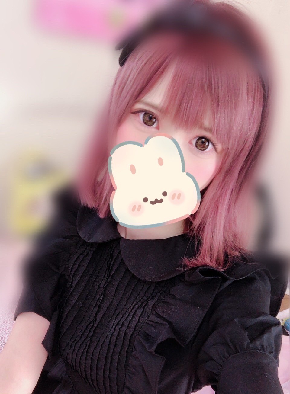 かな  (ロリ顔×悩殺美ボディ)