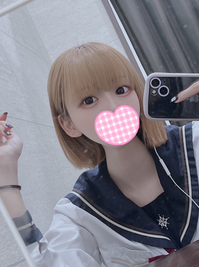 いおり  (なりたて１８さい★)