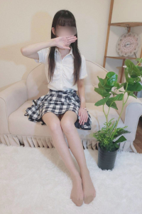 こべに  (超スレンダー美人)