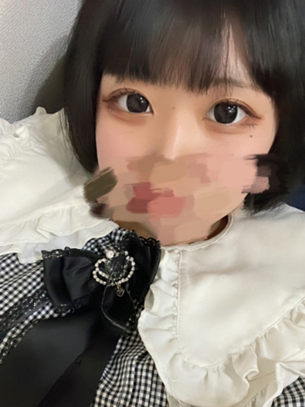 もえ  (ロリ系アイドル降臨)
