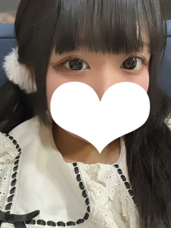 もえ  (ロリ系アイドル降臨)