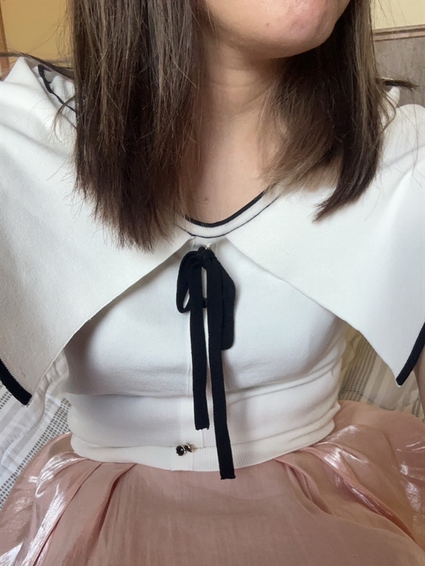 りと  (素人系清楚)