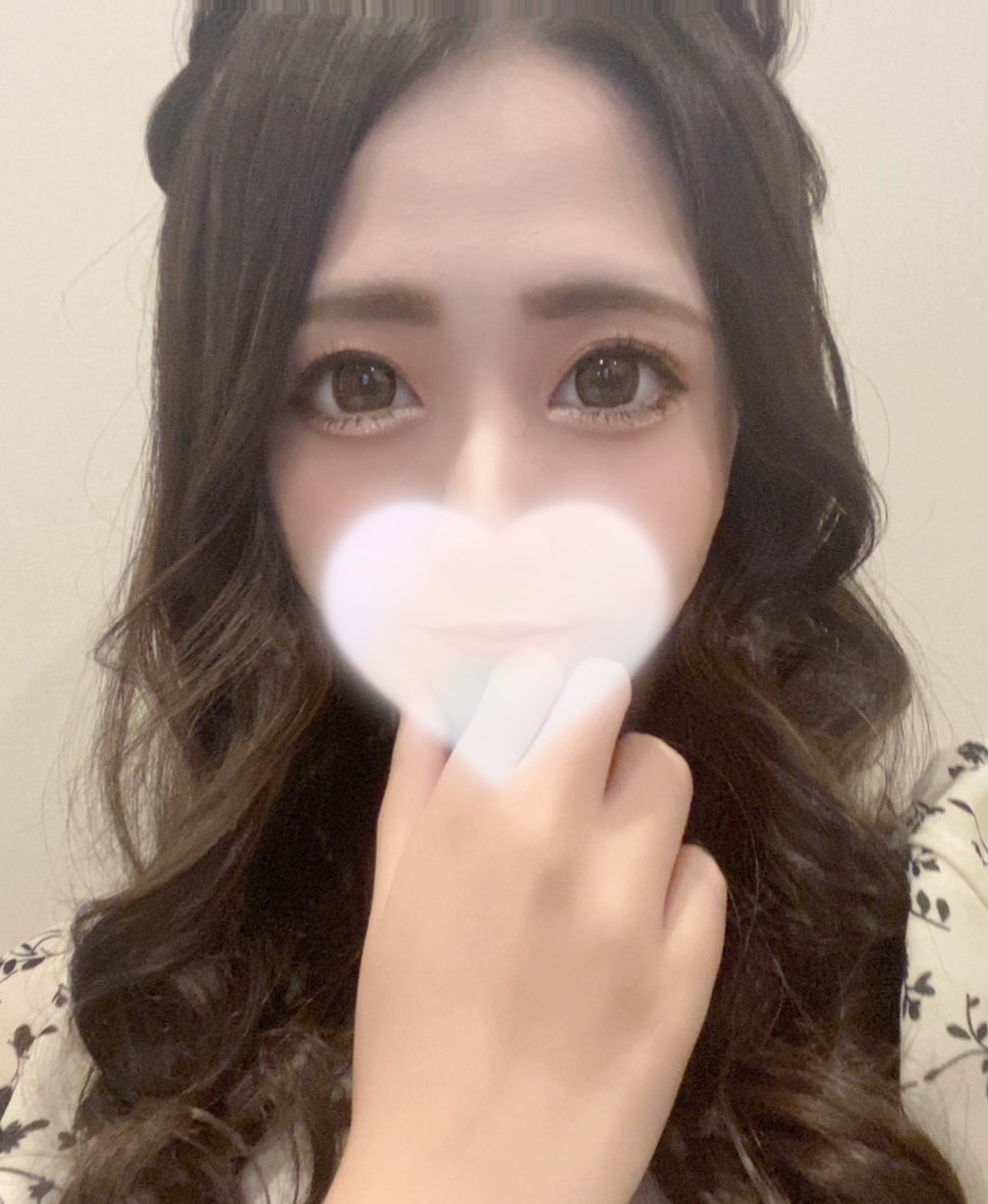 ゆうら  (天性のエロさ)