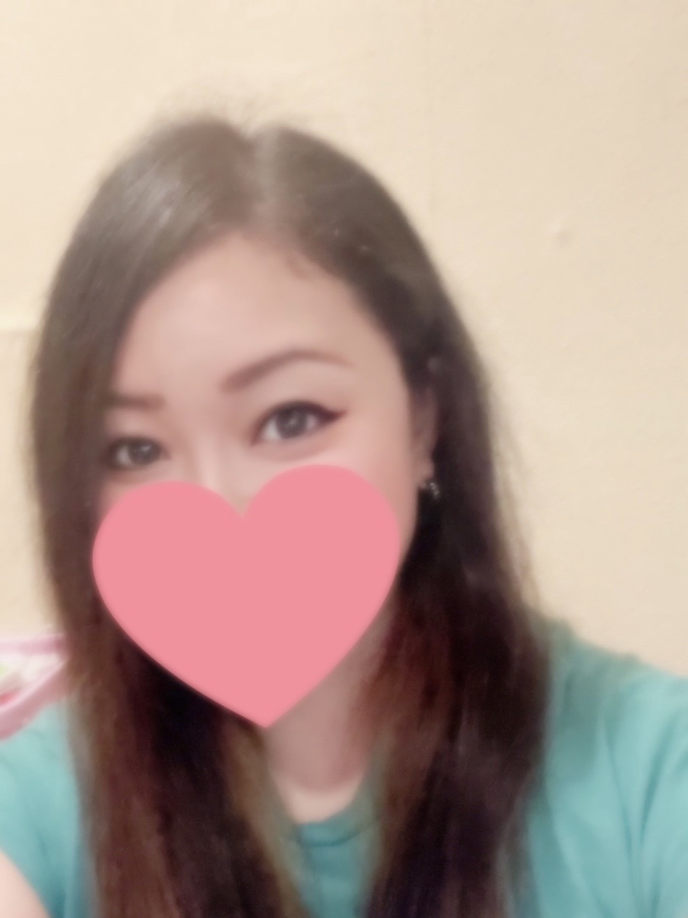 かずは  (美白な癒し系美女♪)