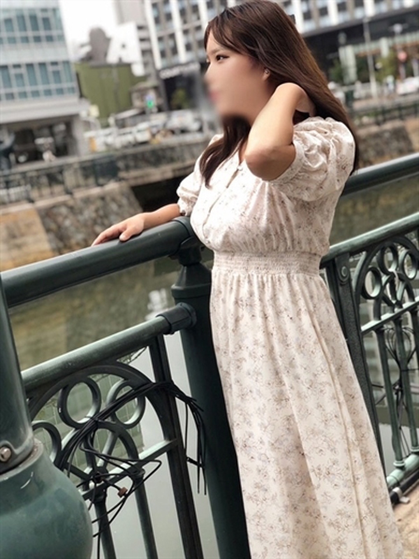 もか  (完全未経験、純真無垢)