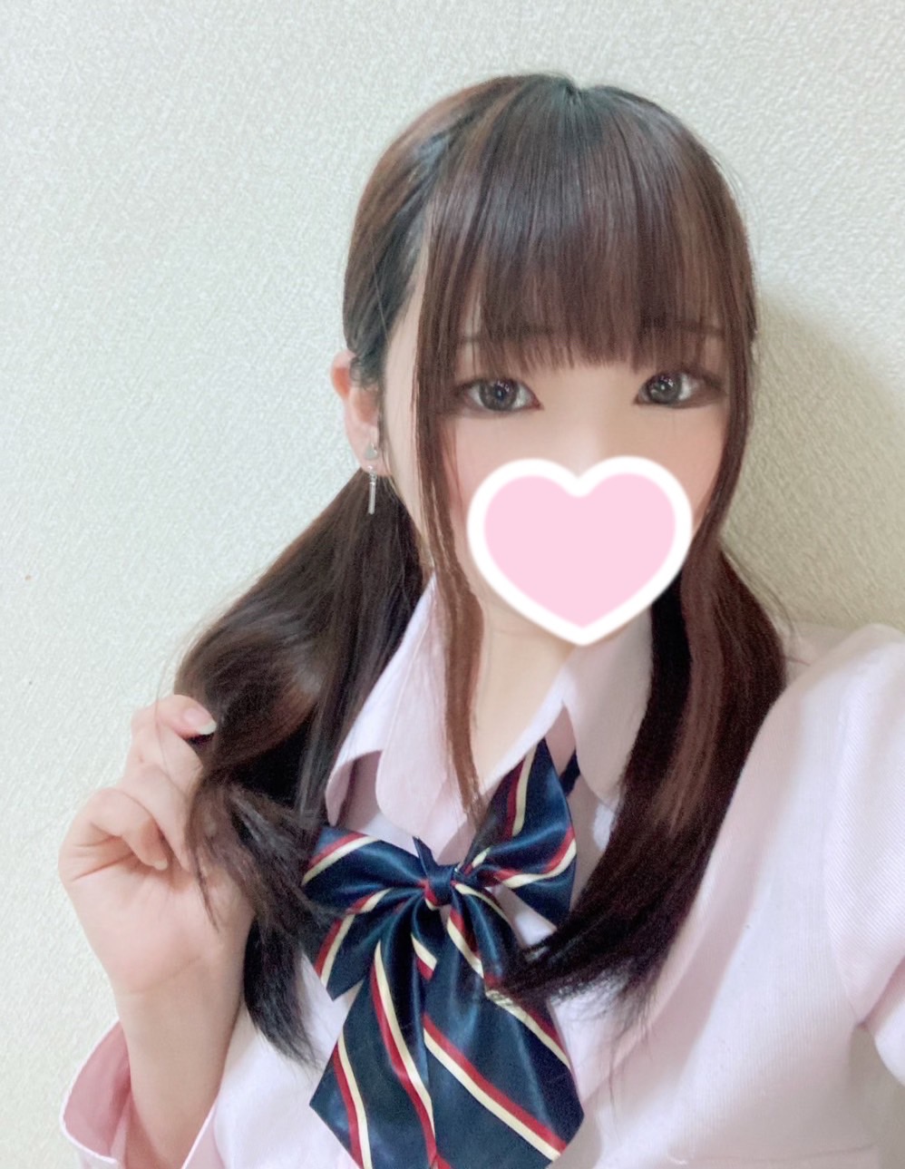 ひなみ  (幼顔ロリ１８さい)