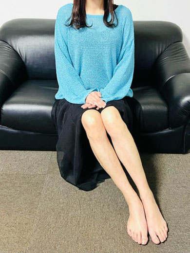 秋乃  (おっとりスレンダー！)