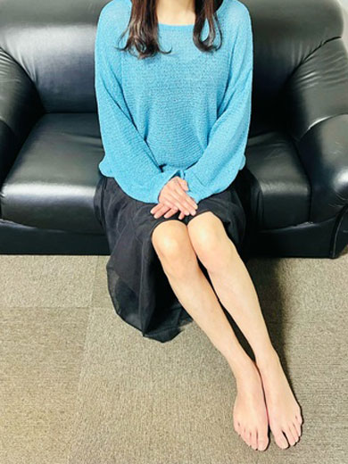 秋乃  (おっとりスレンダー！)