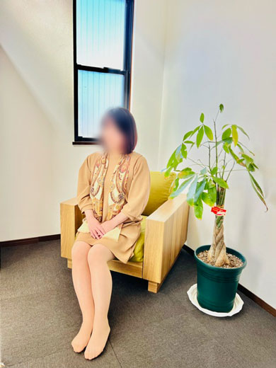 希志江  (業界未経験完全素人！)