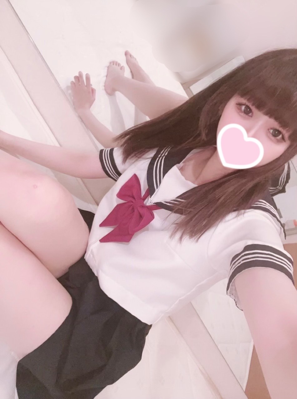 みなせ  (１８さい癒し系美少女)