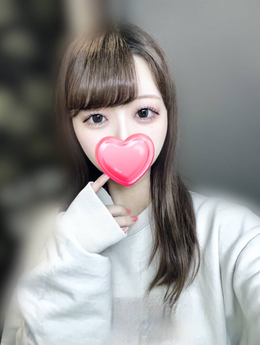 みなせ  (１８さい癒し系美少女)