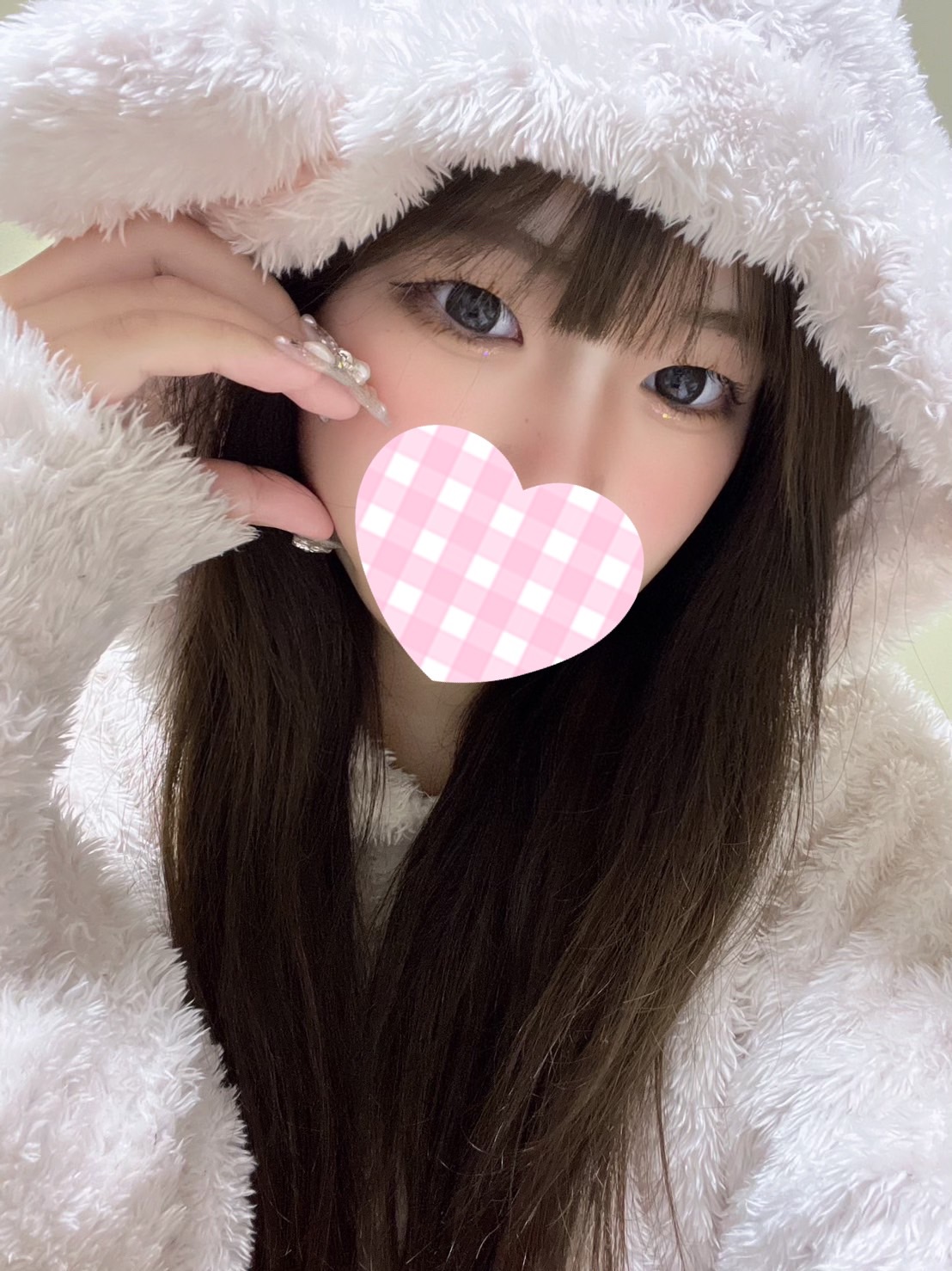 りよ  (Eカップ現役大学生)