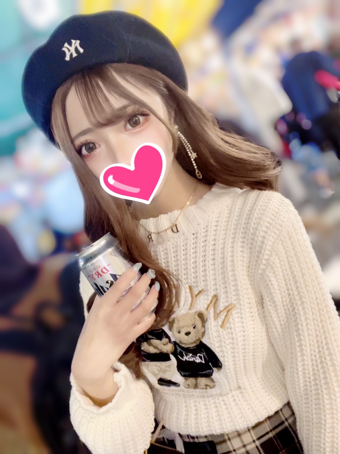 りる㊗️愛嬌抜群の人気現役キャバ嬢  (３Ｐ解禁💕最強美少女)