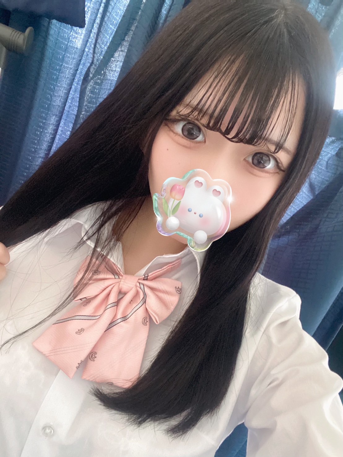 めぐ  (18才パイパン美少女)