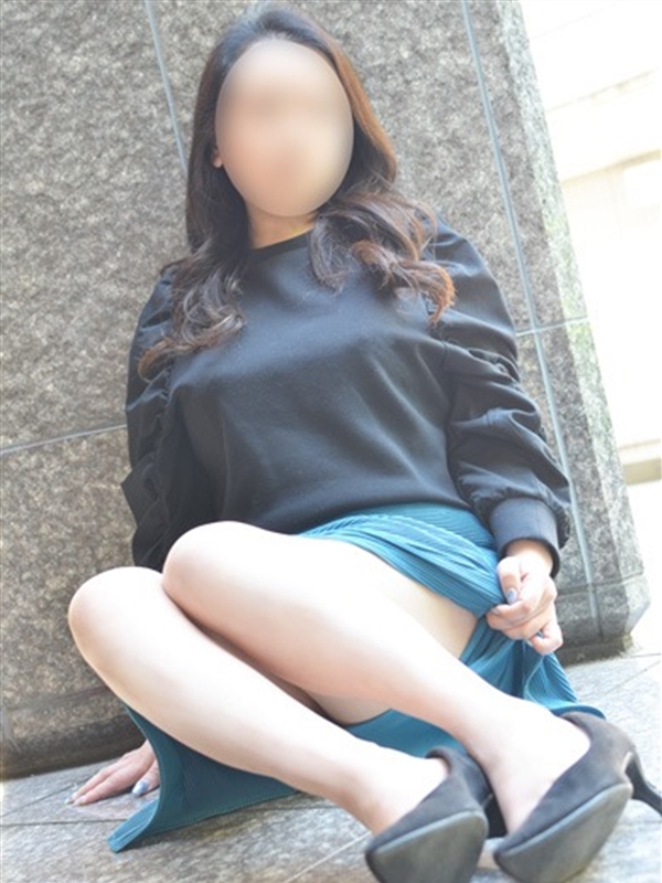 あきな  (即М100％若奥様)