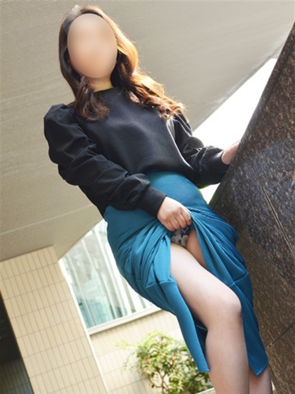 あきな  (即М100％若奥様)