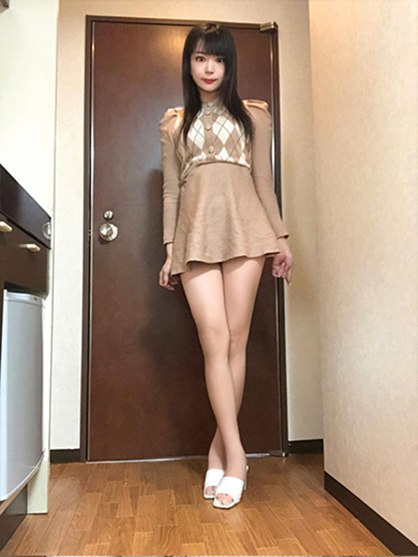 吉本実憂  (癒し度MAX最高峰美女)