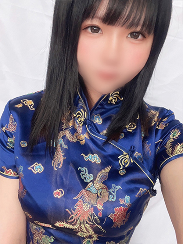 月島かのん（キス好きの長身美女）