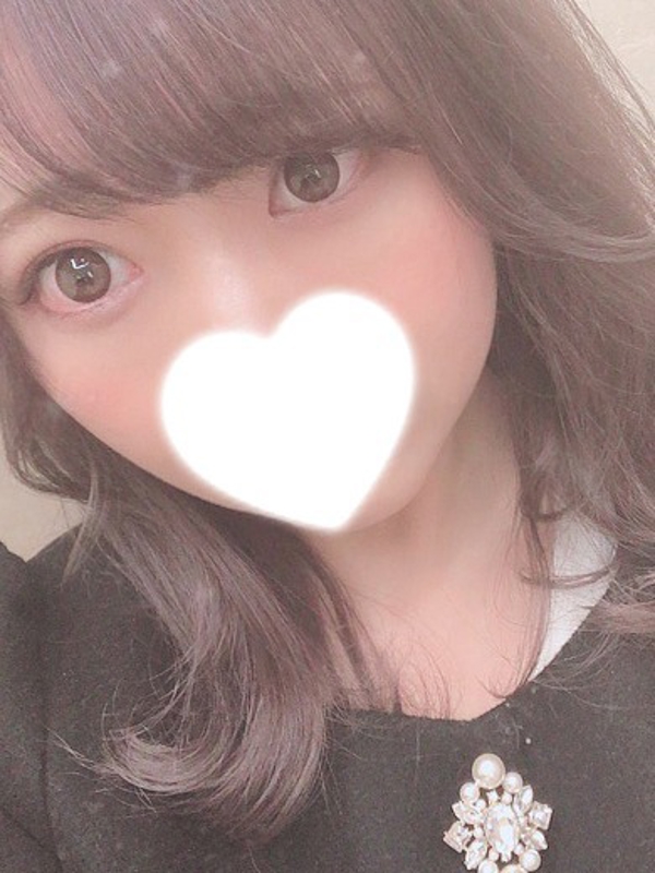 もえか  (自ら挿れちゃう未経験)