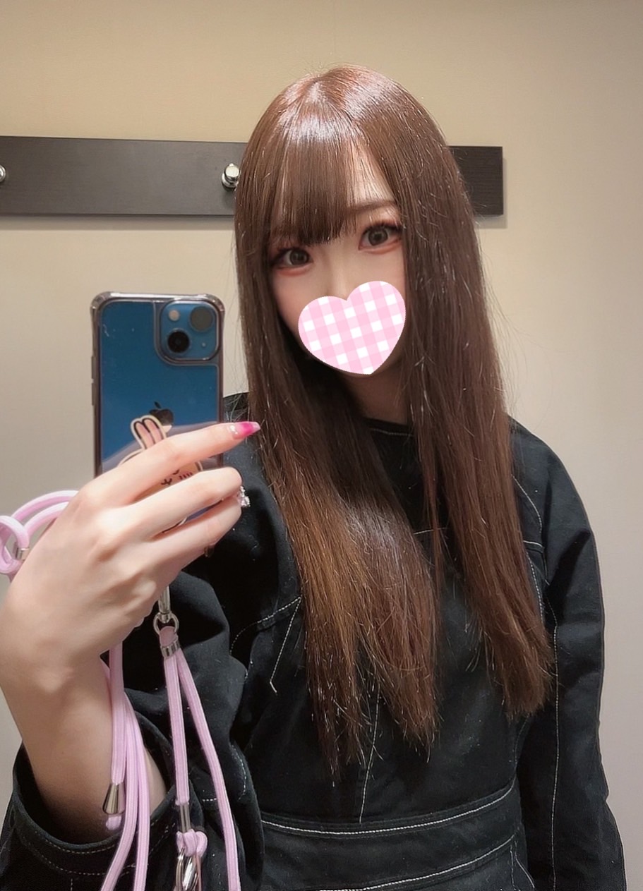 ももえ  (モデル級美女)