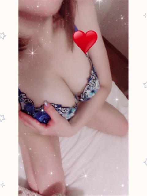 宮城れいな  (濃厚なキス大好き美人)