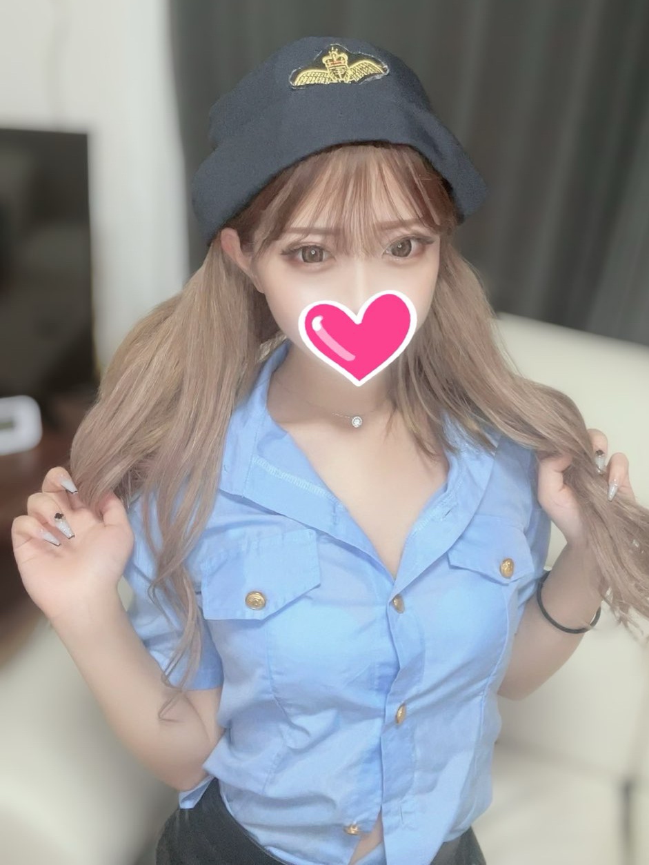 みなと❤️Ｄ乳超激エロ現役キャバ嬢  (🔞即イキ淫乱キャバ嬢)