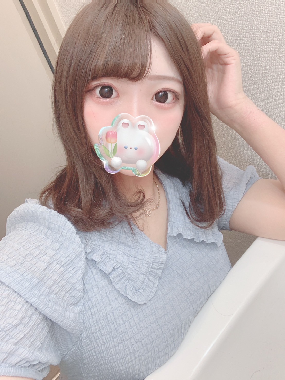 らん  (F乳アイドル)