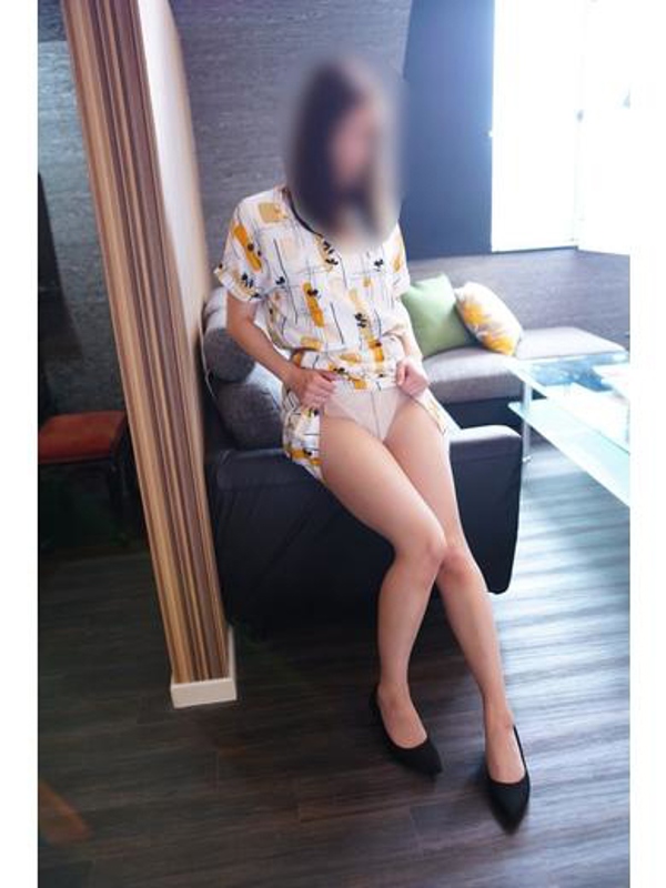 せいな  (小顔美人のﾅｲｽな奥様)
