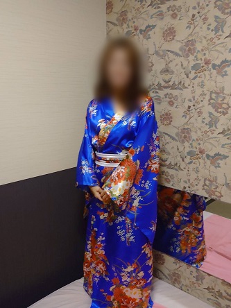 あかね  (人気嬢復帰)